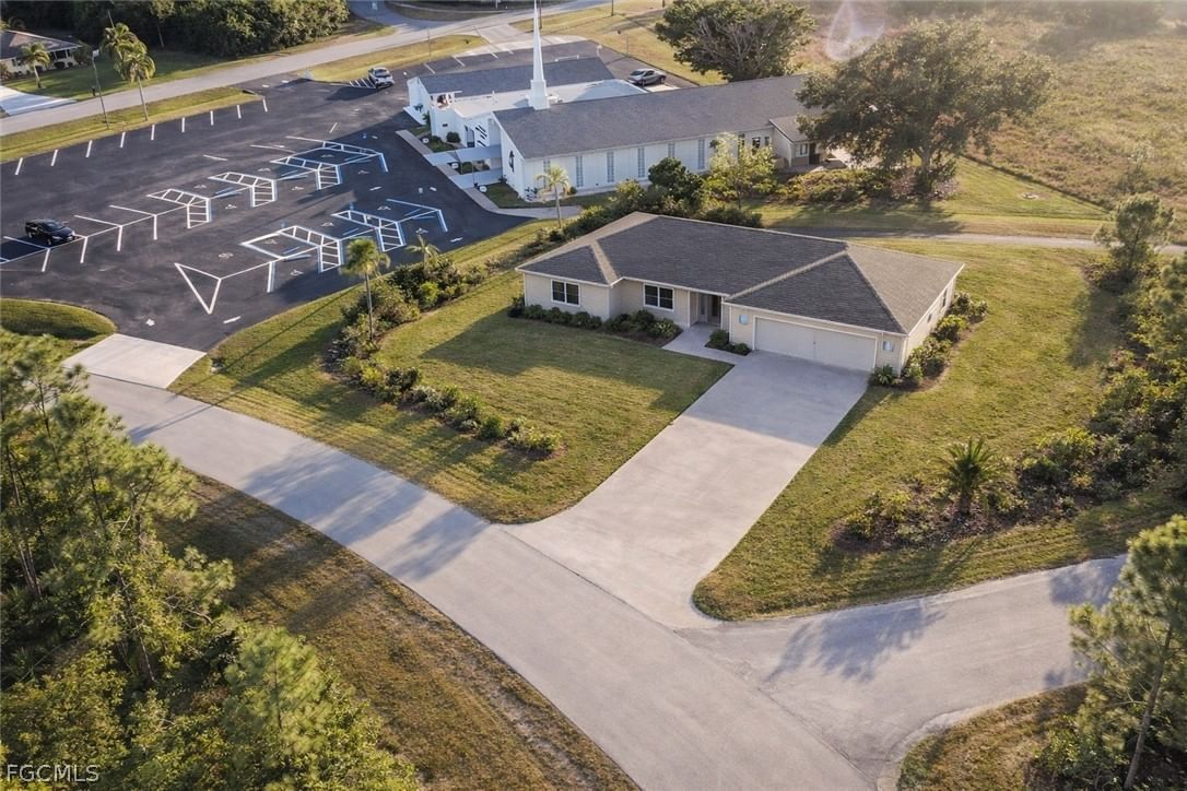 27366 Del Rio Drive, Punta Gorda, FL 33955 photo 4