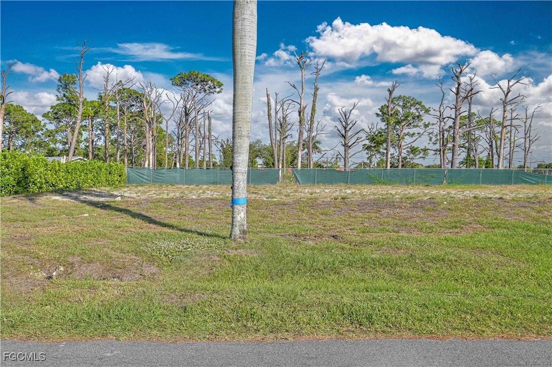 7168 Vassar Drive, Fort Myers, FL 33908 photo 3