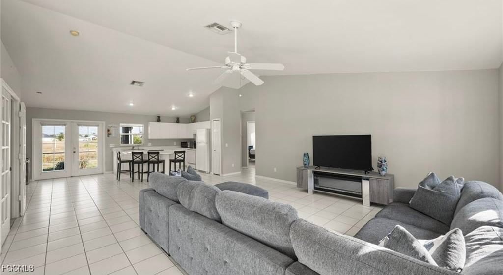 1915 SW 2nd Street, Cape Coral, FL 33991 photo 3