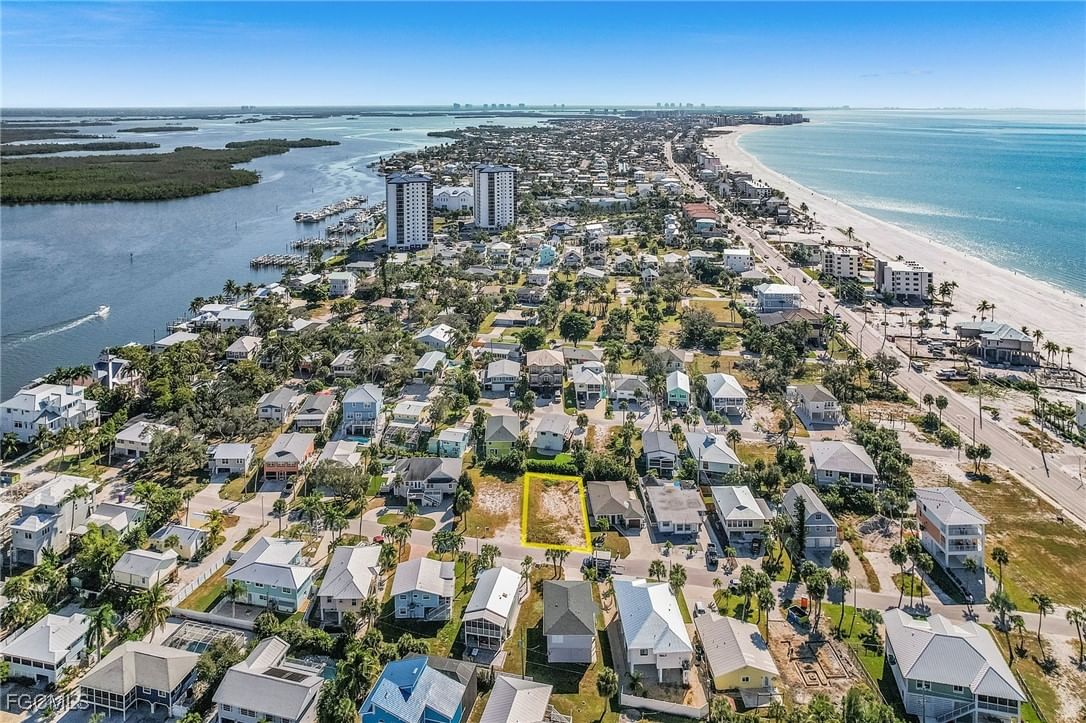 140 Hercules Drive, Fort Myers Beach, FL 33931 photo 5