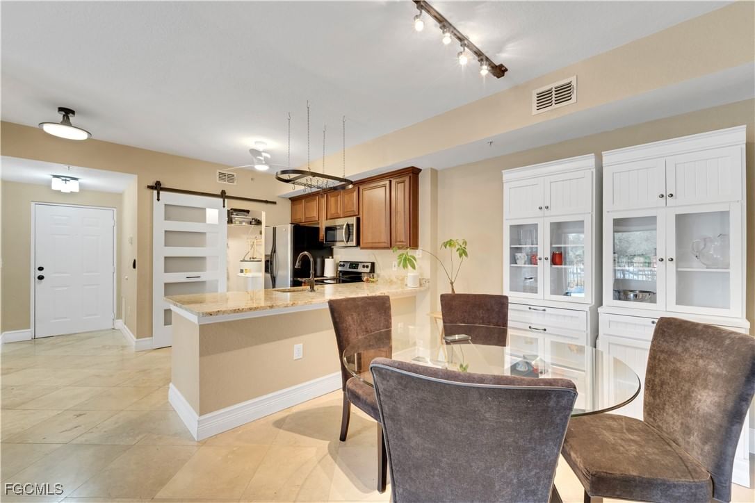 6450 Aragon Way #202, Fort Myers, FL 33966 photo 3