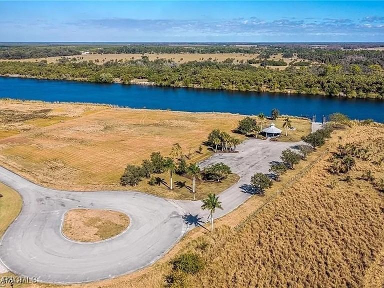 2114 Silk Bay Boulevard, Alva, FL 33920 photo 3
