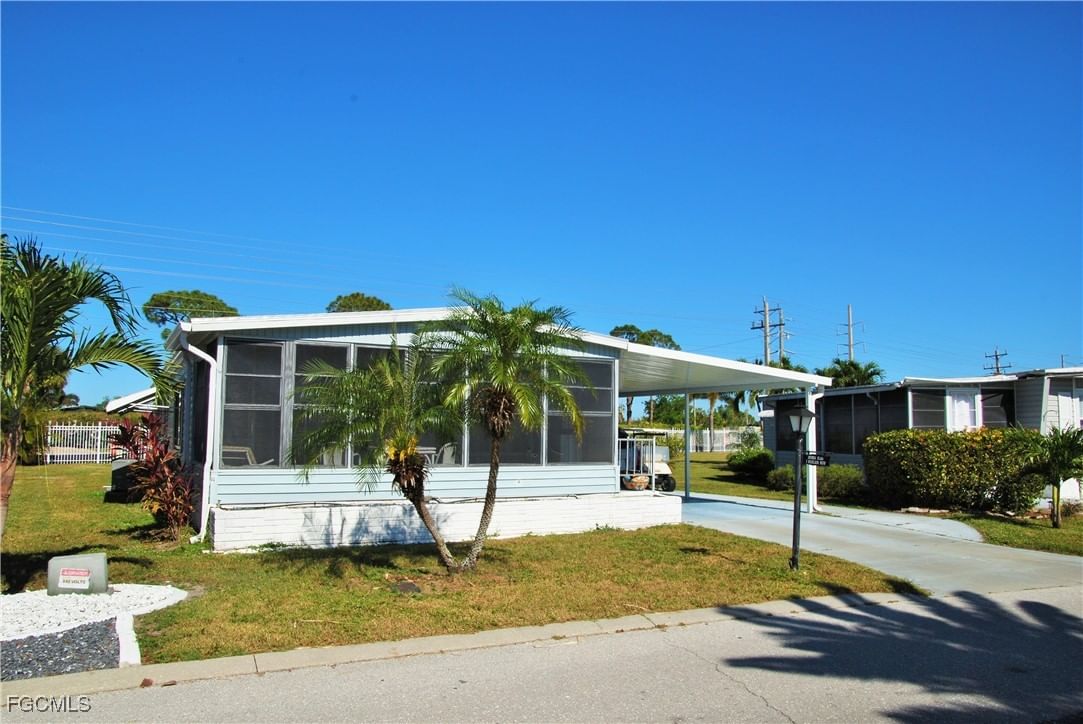 7 Nicklaus Boulevard, North Fort Myers, FL 33903 photo 3