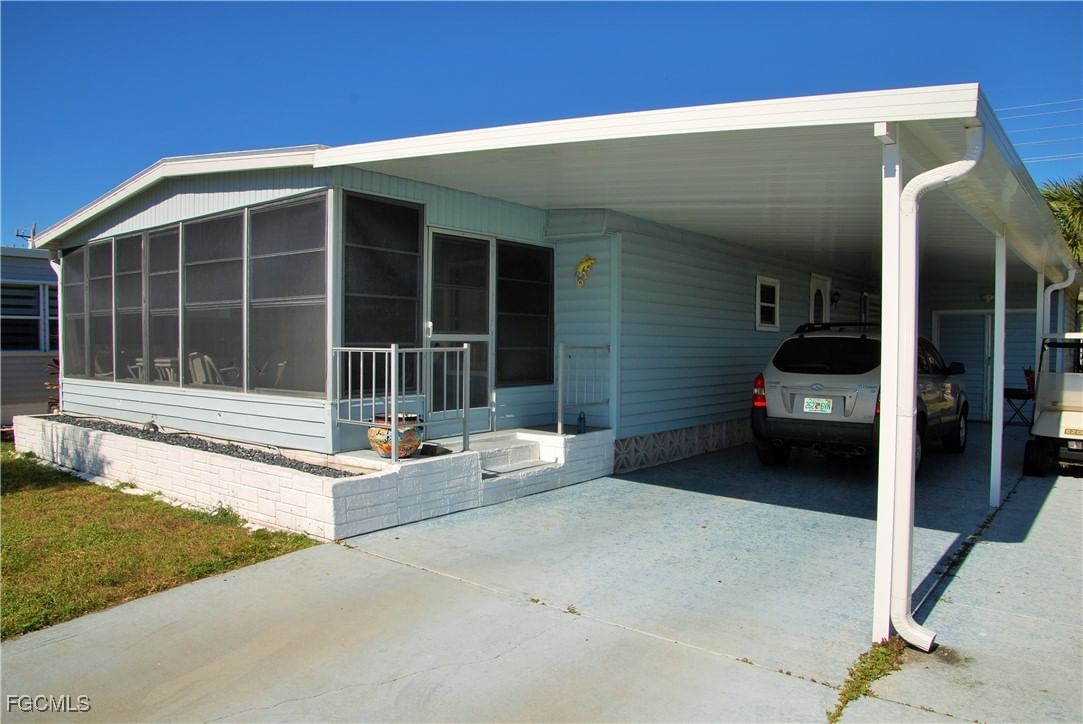 7 Nicklaus Boulevard, North Fort Myers, FL 33903 photo 4
