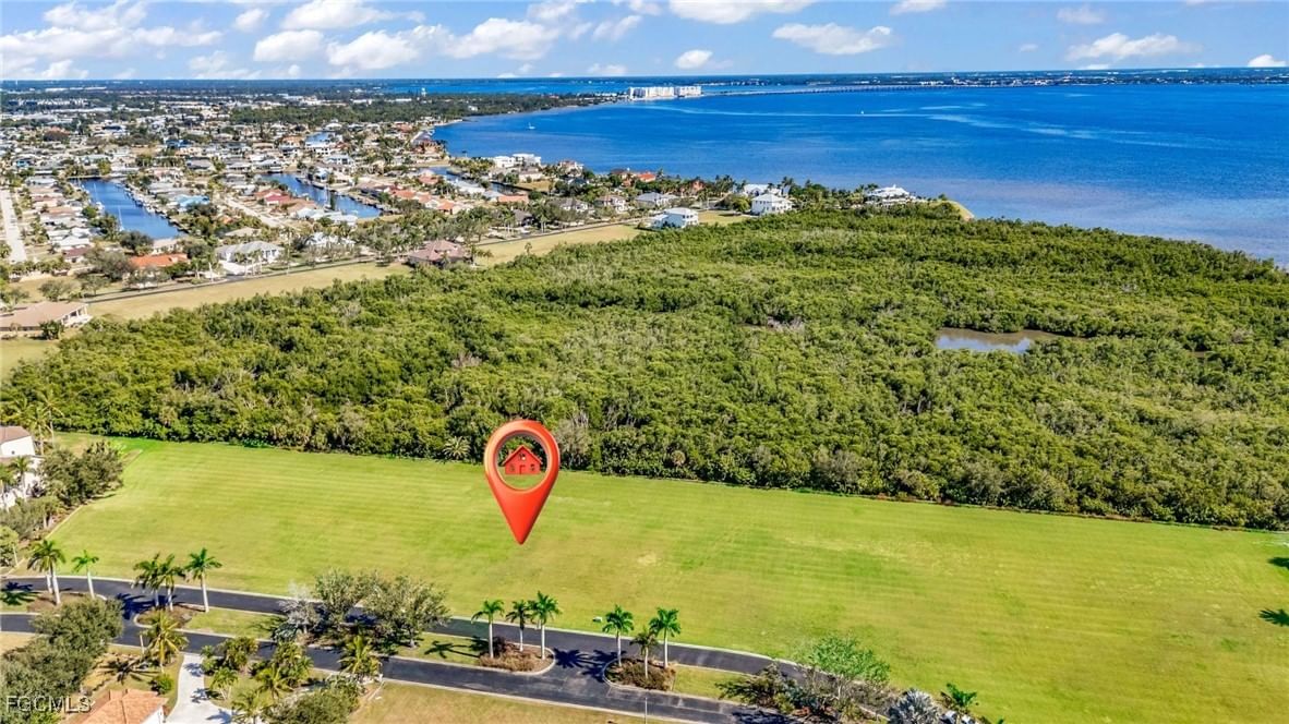 4661 Grassy Point Boulevard, Port Charlotte, FL 33952 photo 4