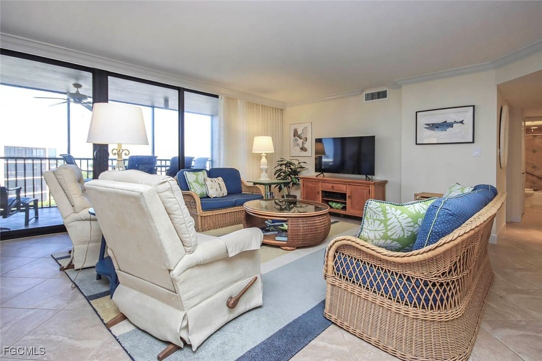 1401 Middle Gulf Drive #405R, Sanibel, FL 33957 photo 4