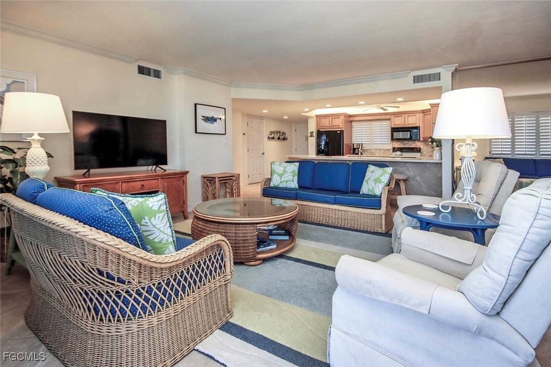 1401 Middle Gulf Drive #405R, Sanibel, FL 33957 photo 5