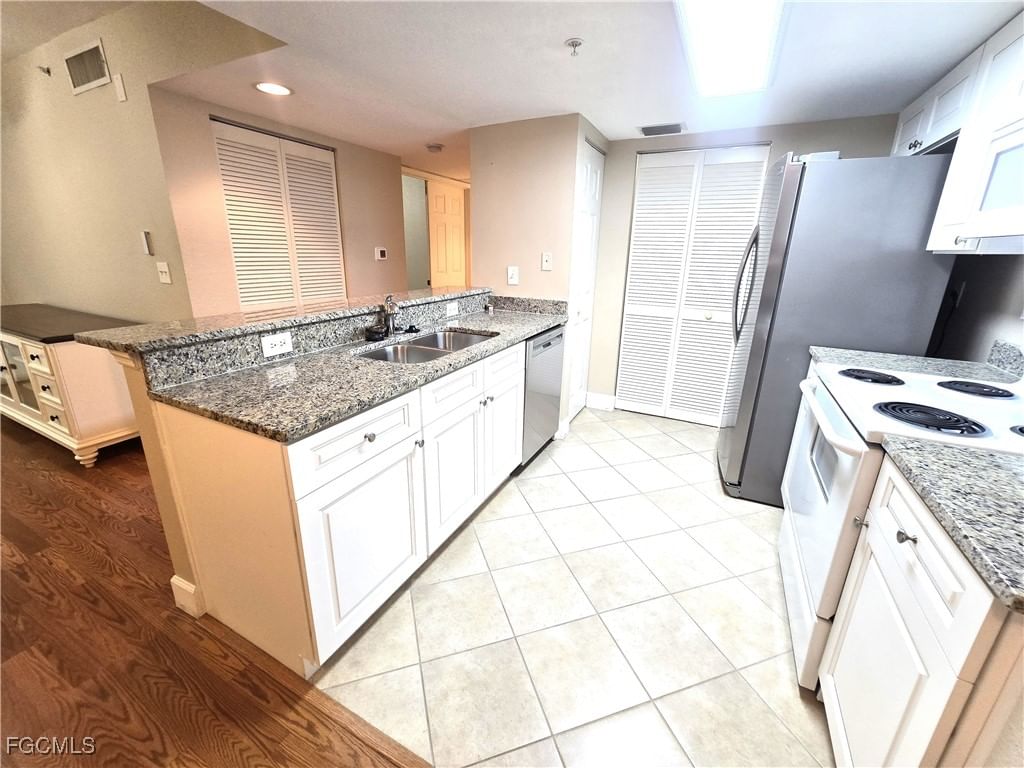4122 Residence Drive #108, Fort Myers, FL 33901 photo 5