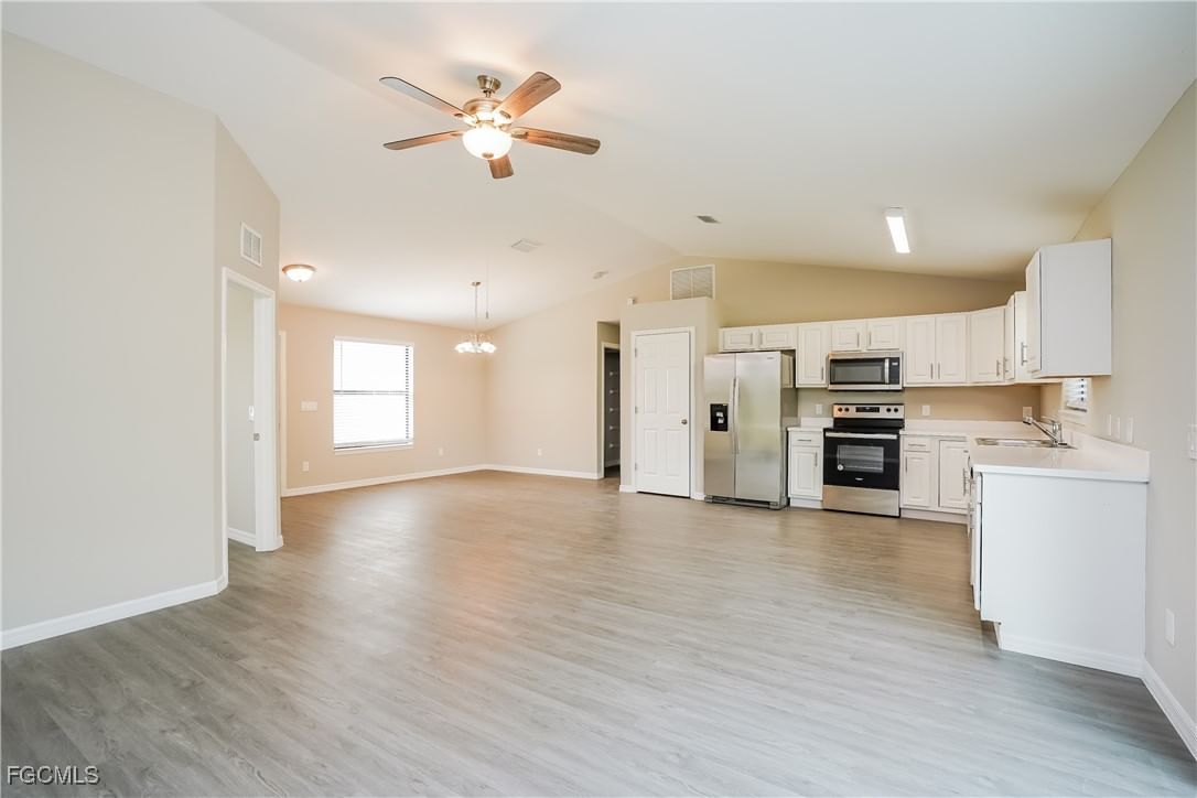 431 Gray Avenue S, Lehigh Acres, FL 33974 photo 5