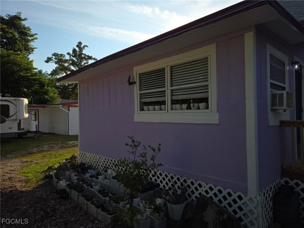 3207 Broadway, Fort Myers, FL 33901 photo 3