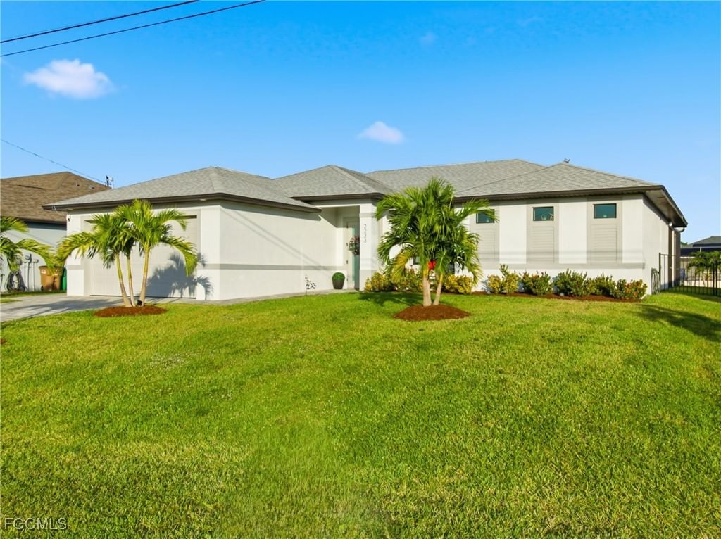 2233 SW 17th Place, Cape Coral, FL 33991 photo 3