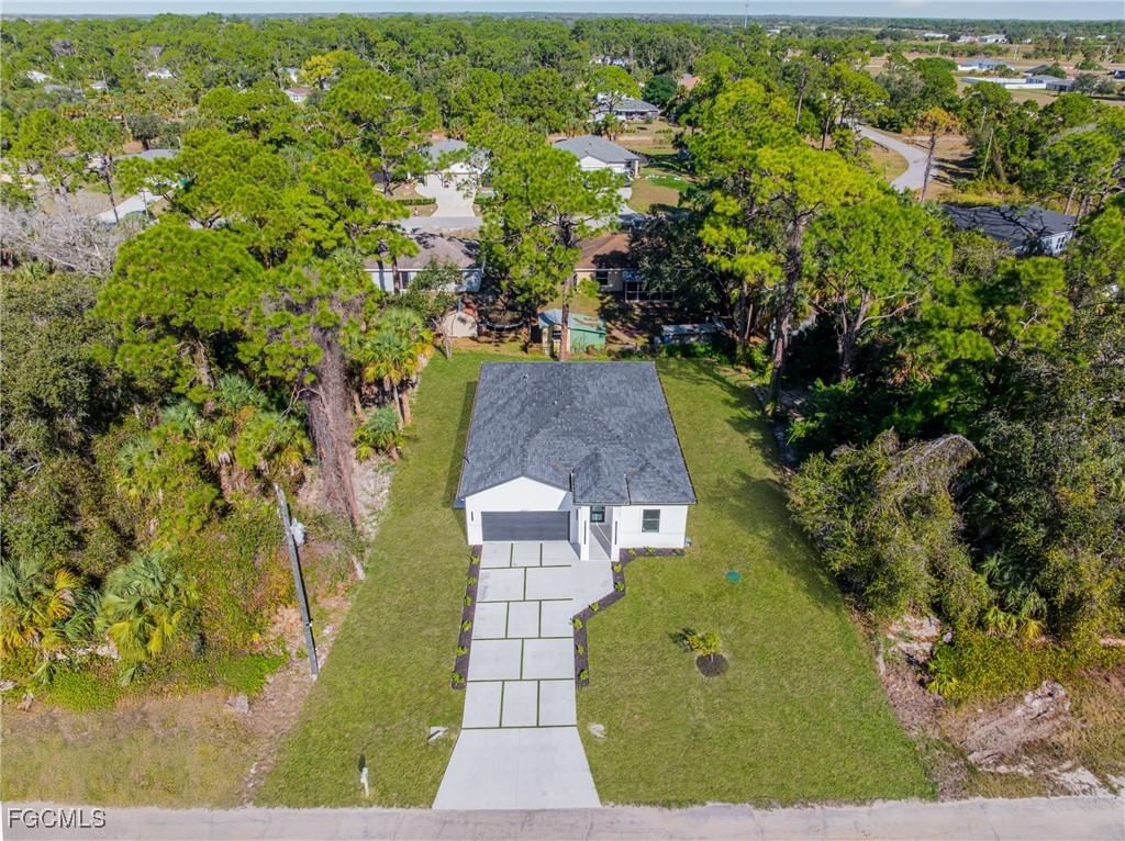 5037 Pinetree Circle, Labelle, FL 33935 photo 3