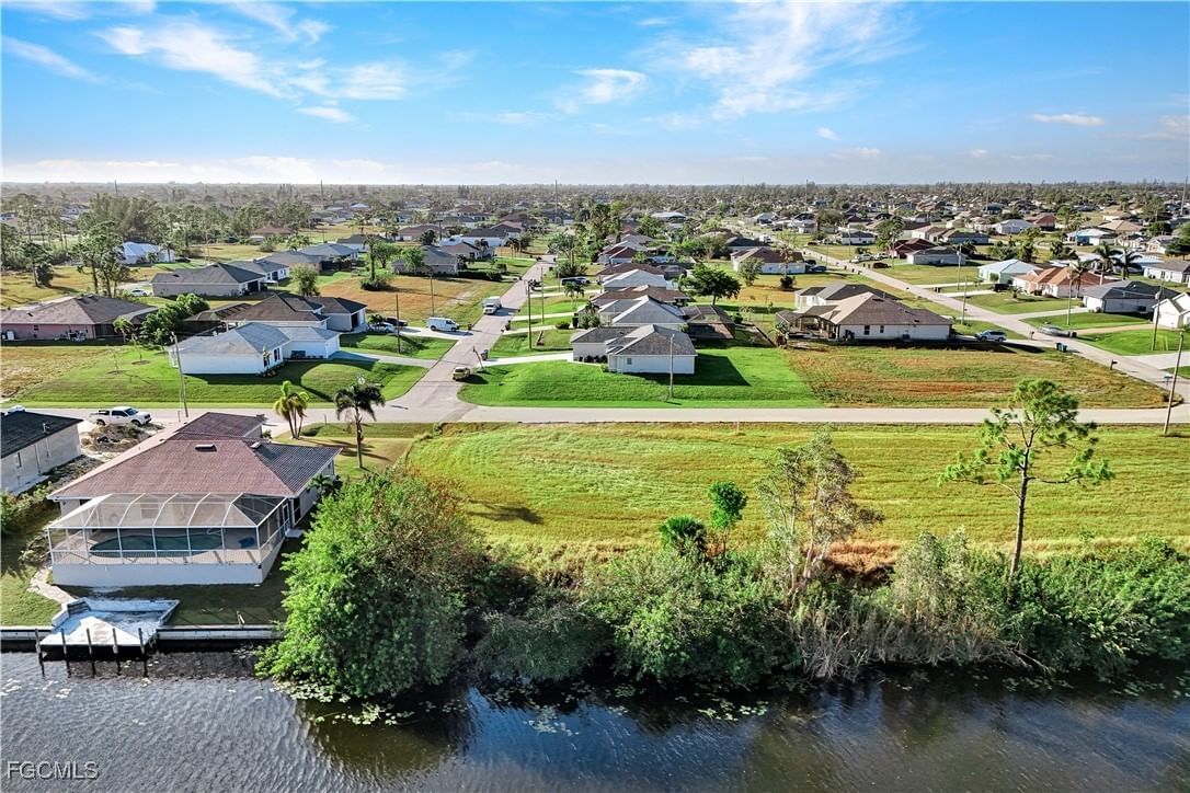 1915 NW 26th Street, Cape Coral, FL 33993 photo 3