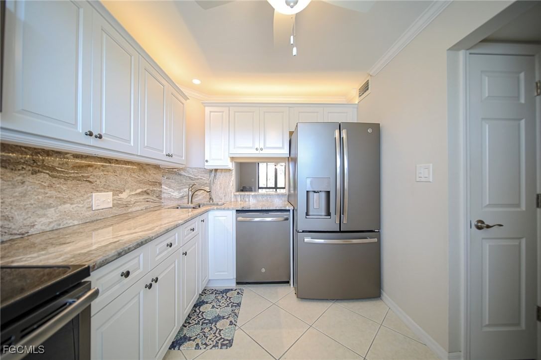 5959 Winkler Road #206, Fort Myers, FL 33919 photo 3