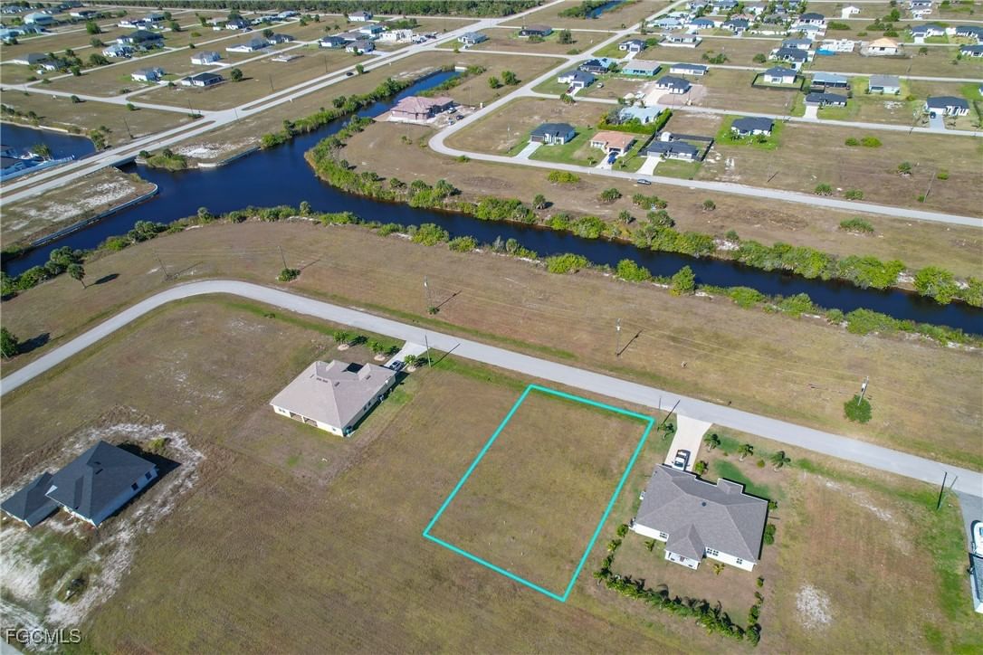 3910 NW 39th Street, Cape Coral, FL 33993 photo 4
