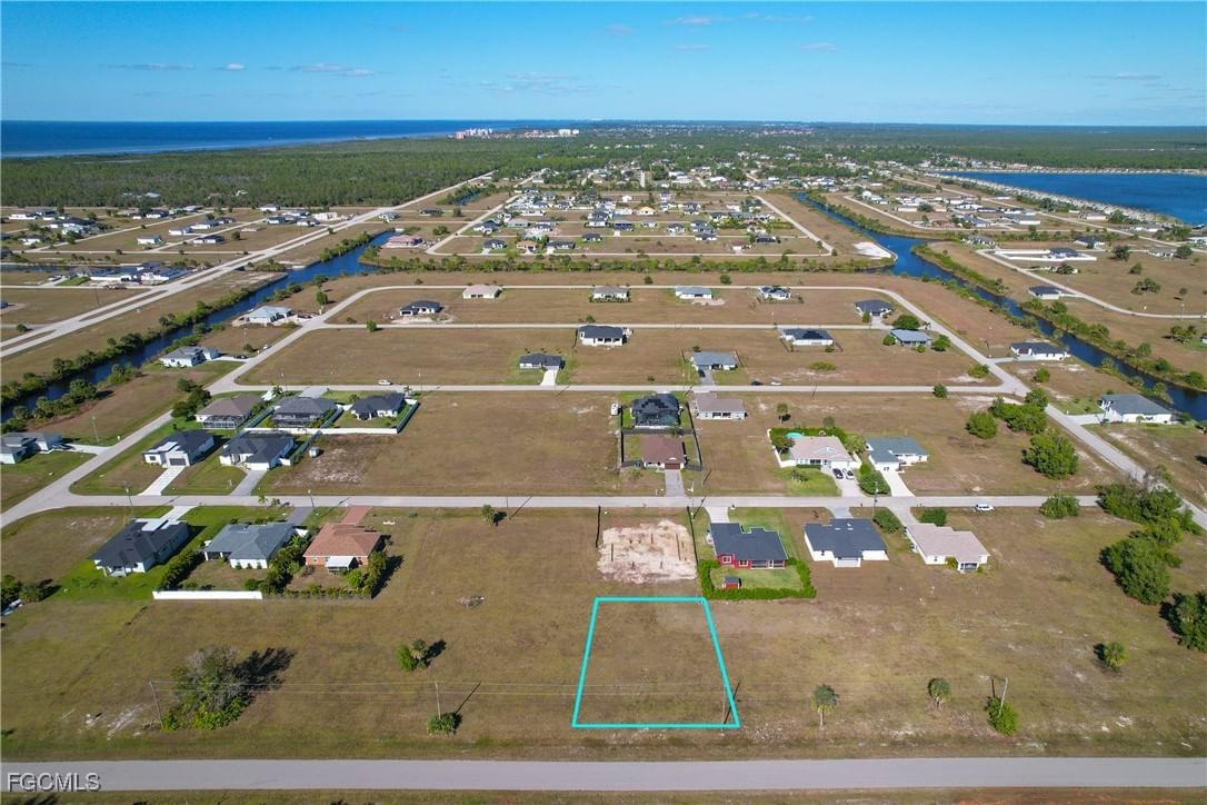 3905 Caloosa Parkway N, Cape Coral, FL 33993 photo 4