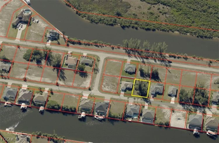 4310 NW 20th Terrace, Cape Coral, FL 33993 photo 4