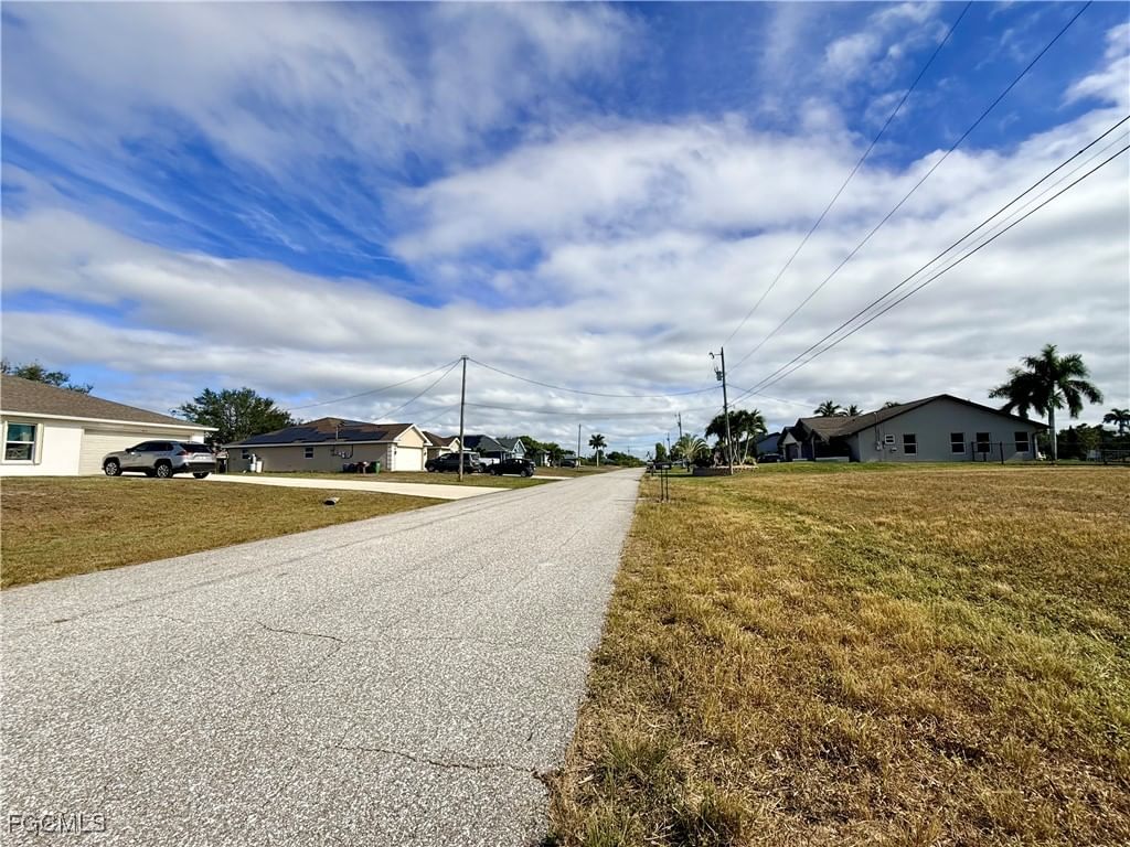 418 NW 14th Terrace, Cape Coral, FL 33993 photo 4