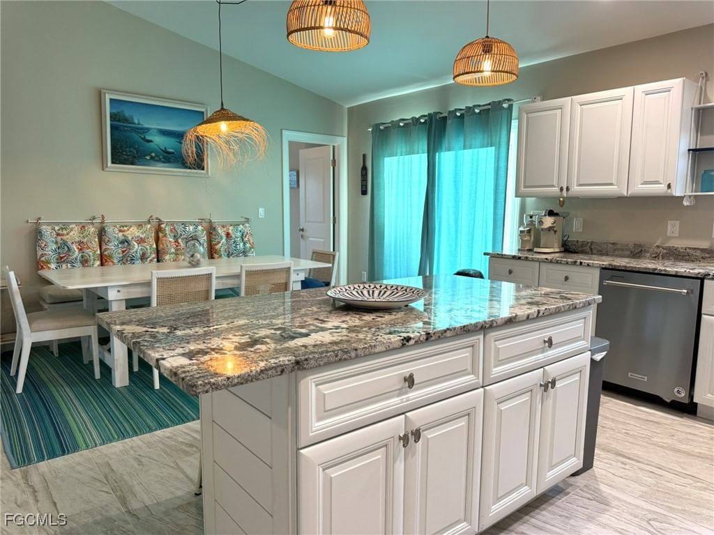 4511 Bartlett Parkway, Captiva, FL 33924 photo 4