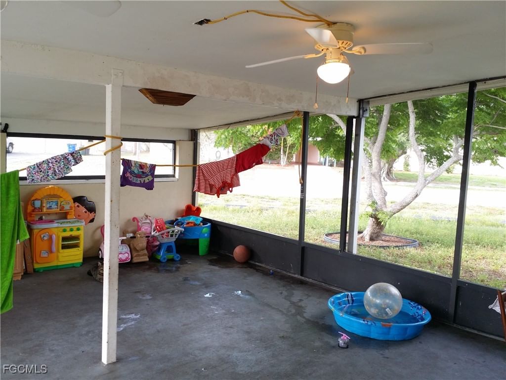950 Lakeview Drive, North Fort Myers, FL 33903 photo 3