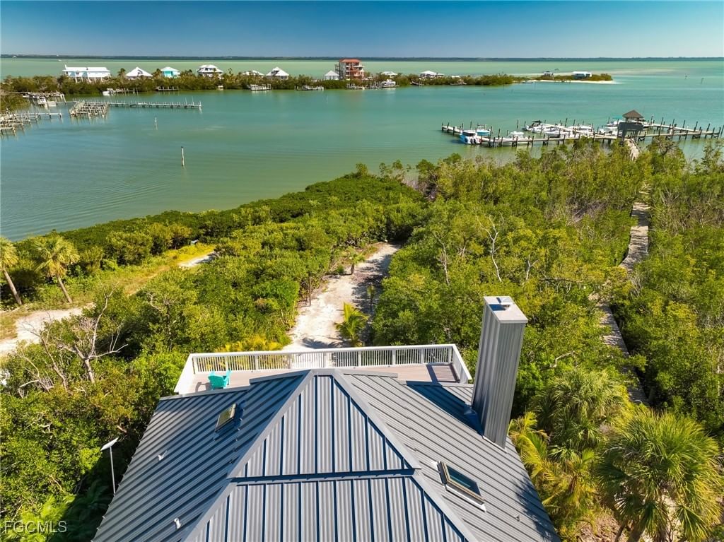 4490 Harbor Bend Drive, Upper Captiva, FL 33924 photo 3