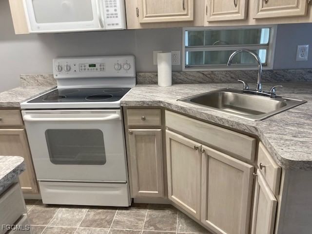 19681 Summerlin Road #J-197, Fort Myers, FL 33908 photo 3
