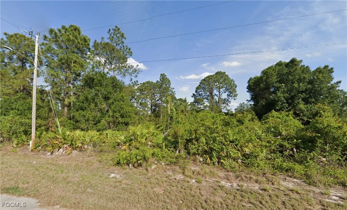 329 Broward Avenue, Lehigh Acres, FL 33974 photo 2