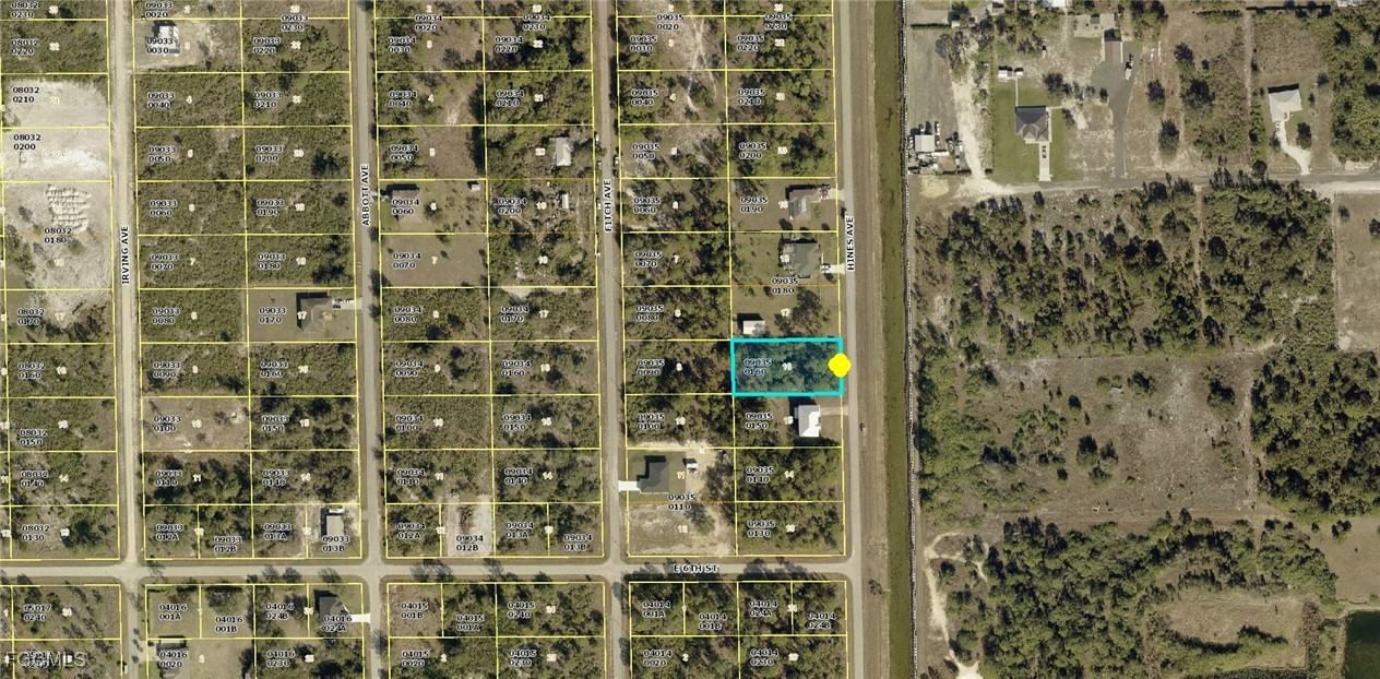 607 Hines Avenue, Lehigh Acres, FL 33972 photo 2
