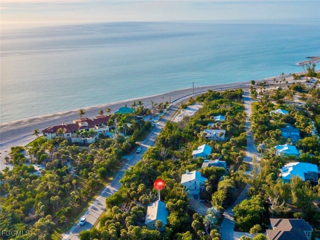 6092 Sanibel Captiva Road, Sanibel, FL 33957 photo 2