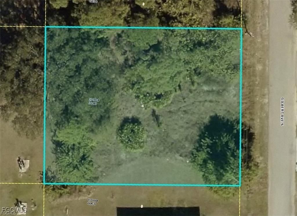 112 114 Gilbert Avenue S, Lehigh Acres, FL 33973 photo 2