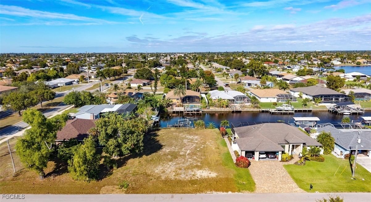 107 SE 35th Terrace, Cape Coral, FL 33904 photo 4