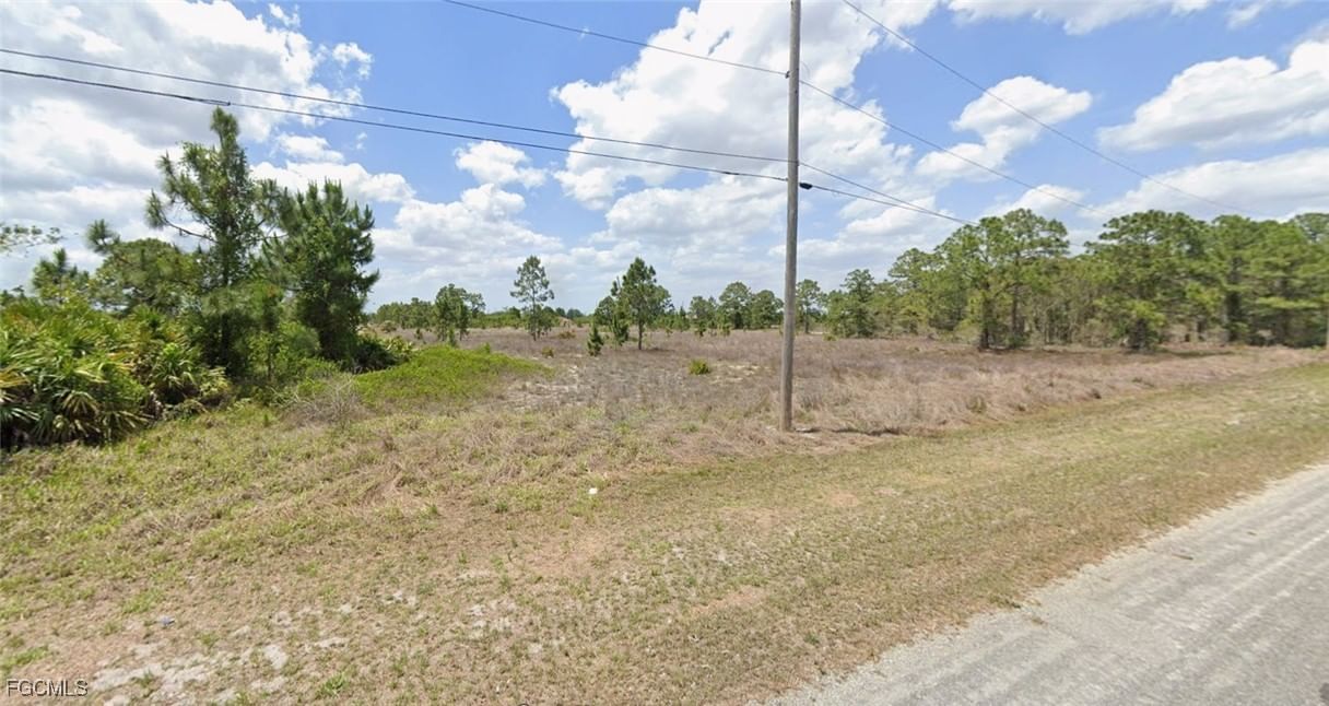 722 Goldwyn Avenue S, Lehigh Acres, FL 33974 photo 5