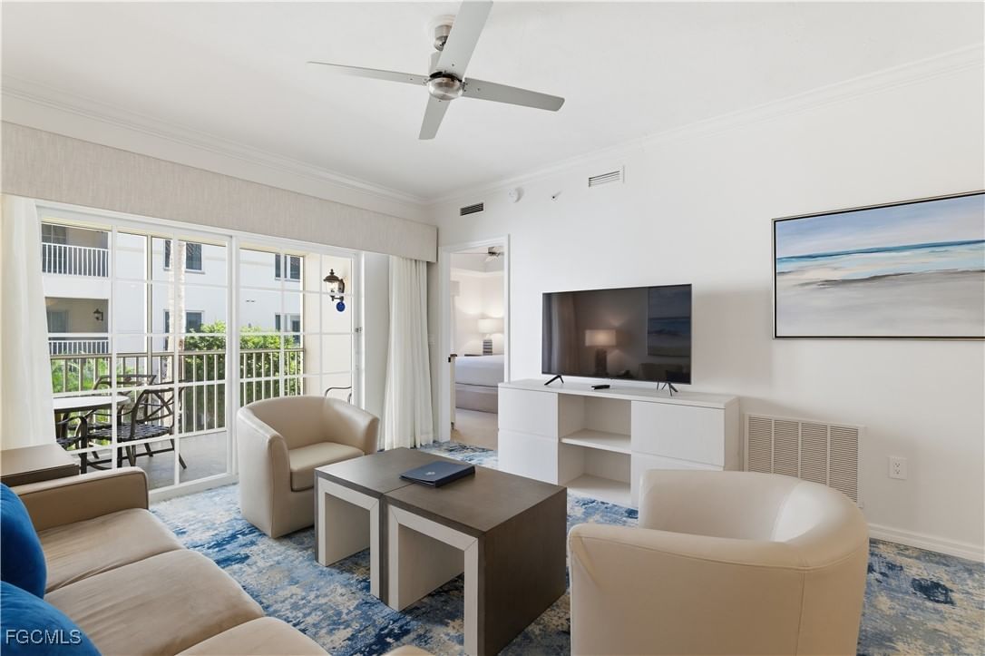 221 9th Street S #207, Naples, FL 34102 photo 3