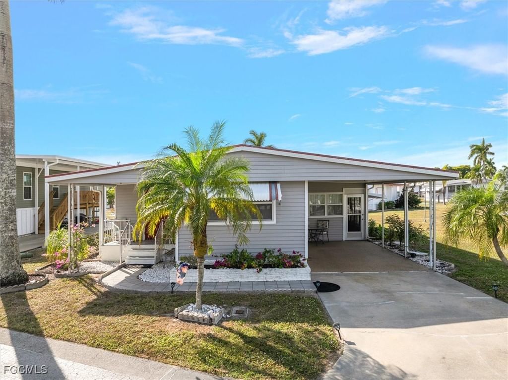 67 Percy Street, Fort Myers, FL 33908 photo 3