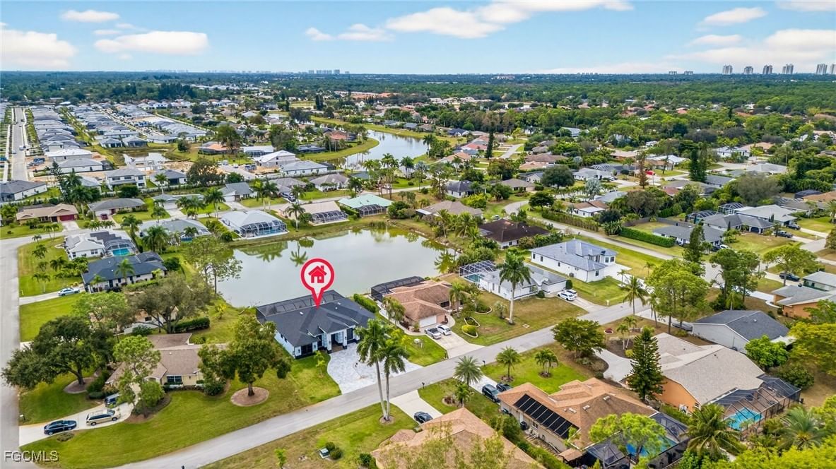10318 St Patrick Lane, Bonita Springs, FL 34135 photo 2