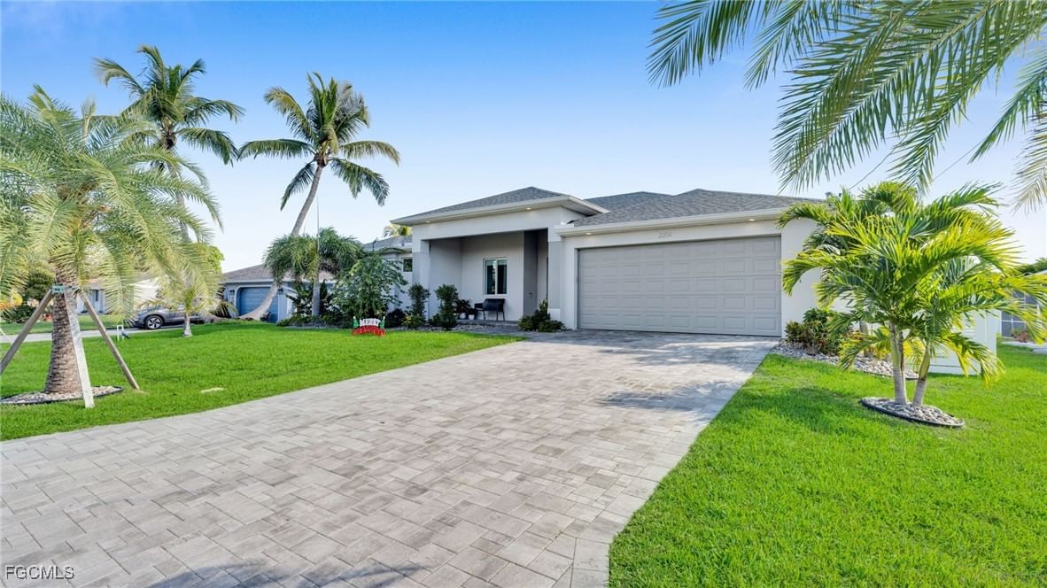 2214 SE 27th Terrace, Cape Coral, FL 33904 photo 2