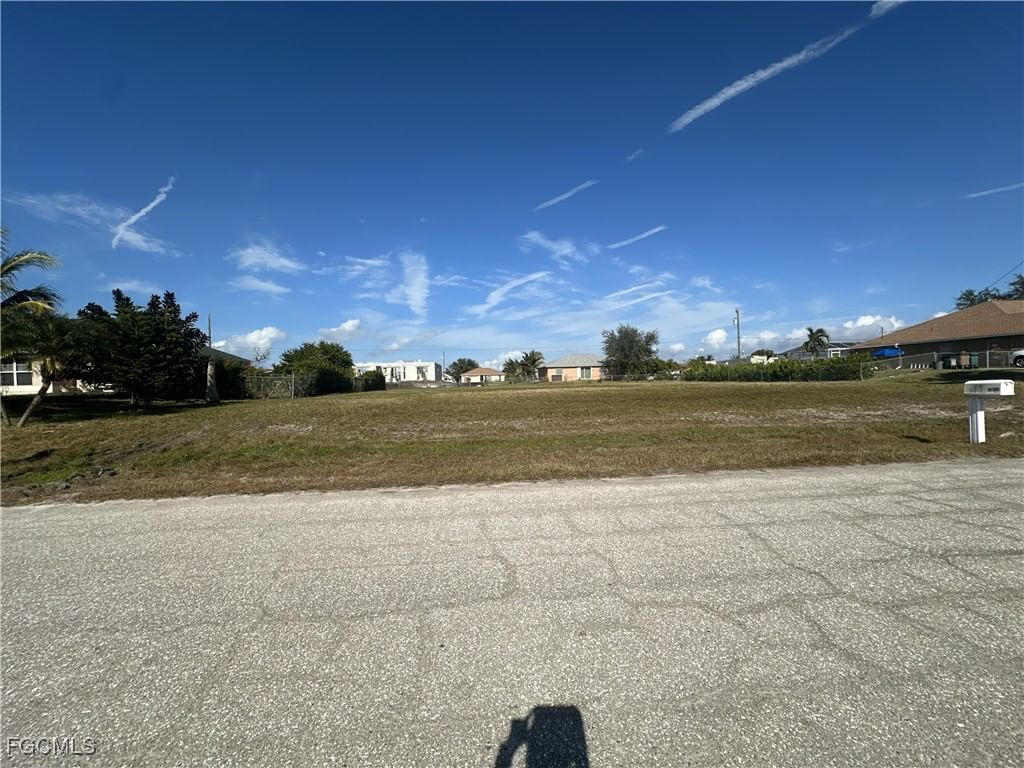 2701 NW 7th Terrace, Cape Coral, FL 33993 photo 2
