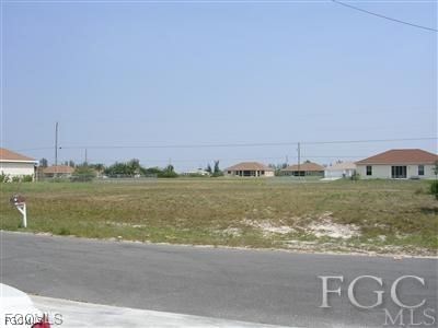 2701 NW 7th Terrace, Cape Coral, FL 33993 photo 4