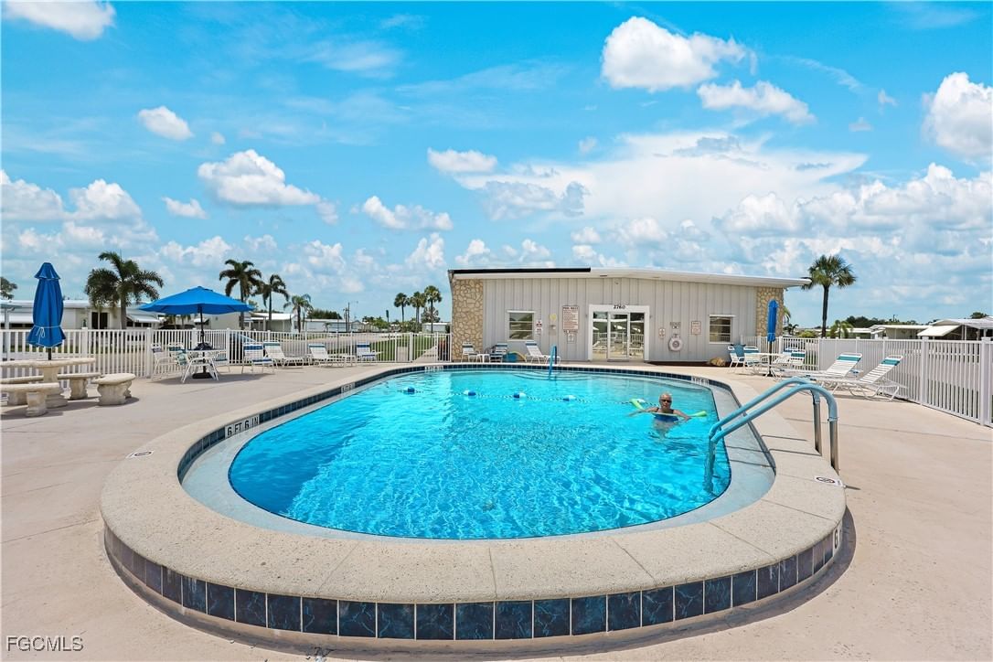 2797 Teakwood Boulevard, North Fort Myers, FL 33917 photo 2
