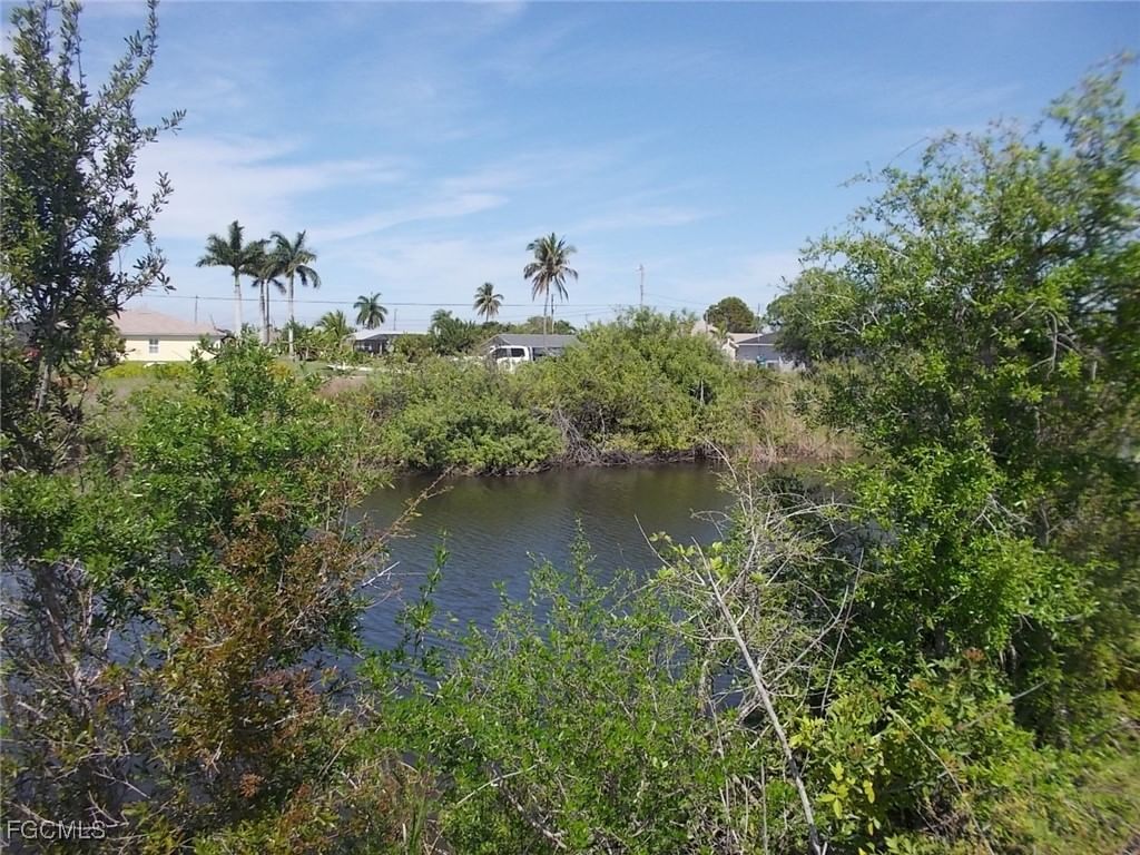 723 Gleason Parkway, Cape Coral, FL 33914 photo 3