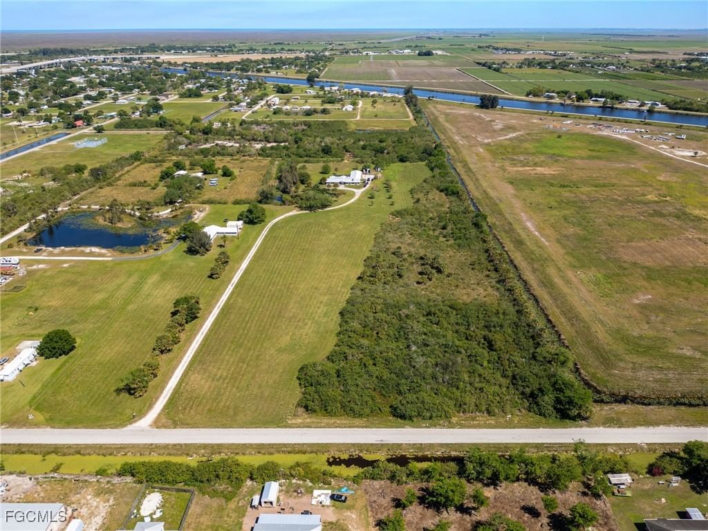 1085 West Avenue, Moore Haven, FL 33471 photo 5