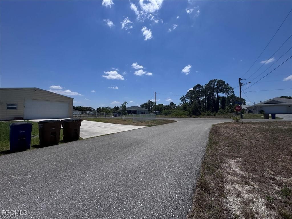 56 Wanda Avenue S, Lehigh Acres, FL 33976 photo 2