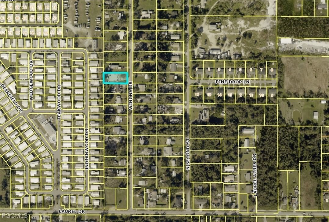 2811 Winona Drive, North Fort Myers, FL 33917 photo 2