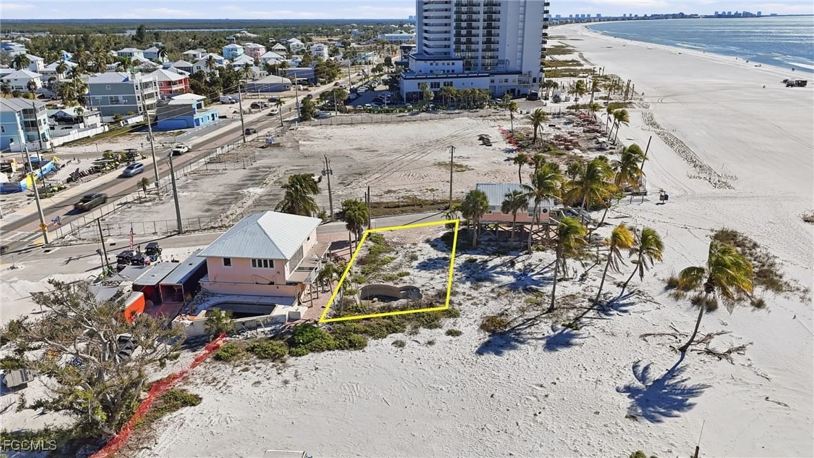 67 Miramar Street, Fort Myers Beach, FL 33931 photo 3