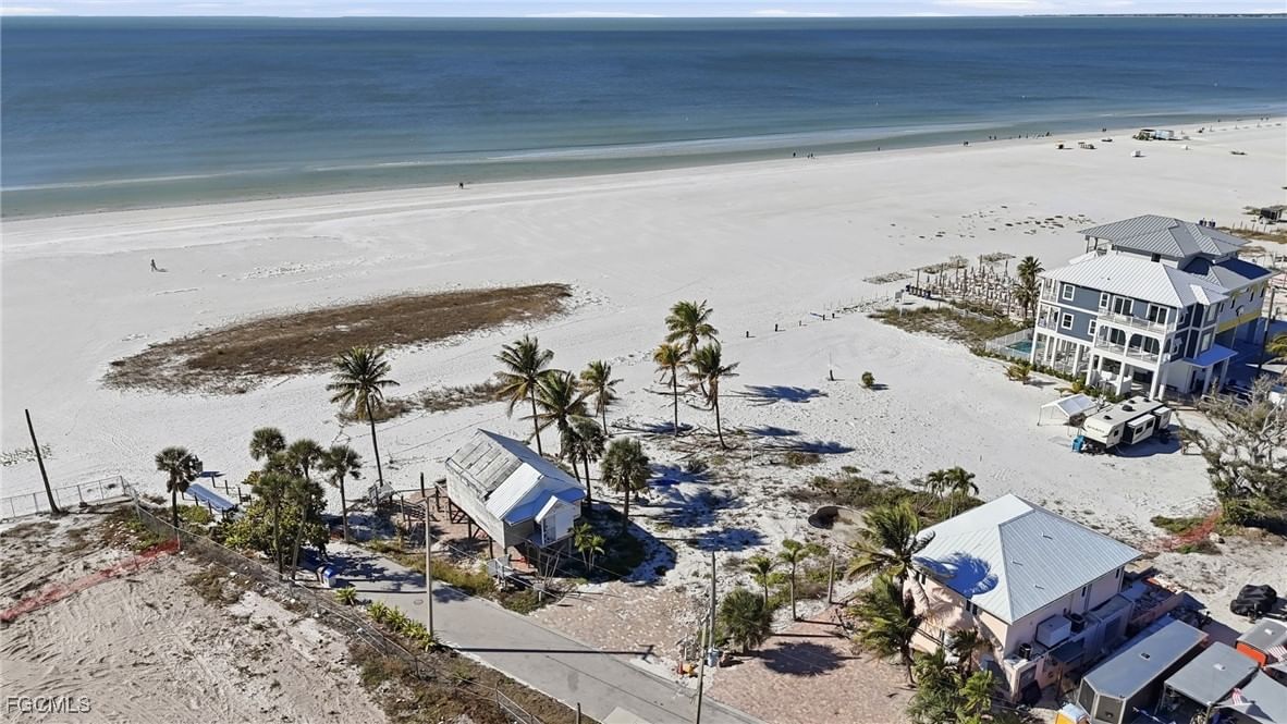 42 Avenue E, Fort Myers Beach, FL 33931 photo 5