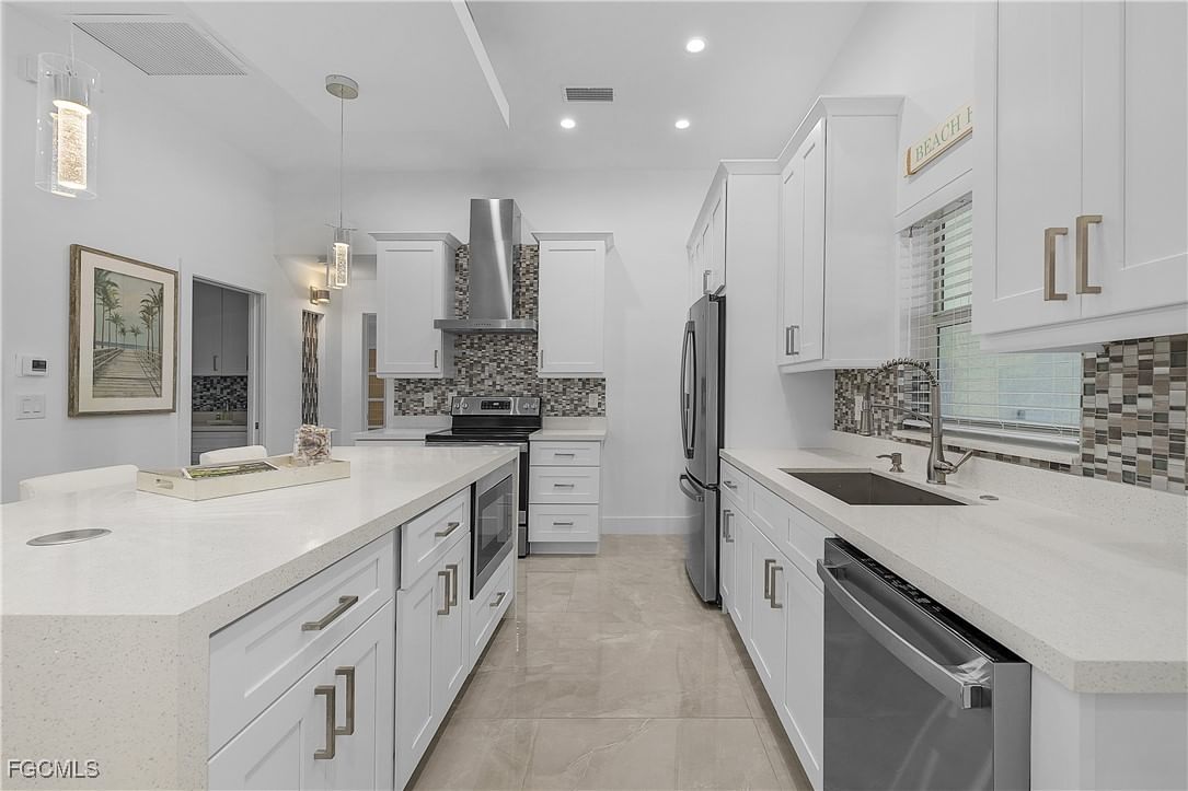 1922 NE 17th Place, Cape Coral, FL 33909 photo 5