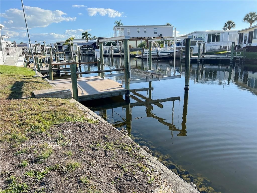 17730 Peppard Drive, Fort Myers Beach, FL 33931 photo 4