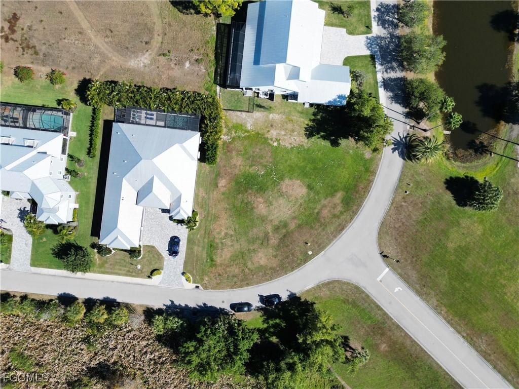 6057 Marsh Point Lane, North Fort Myers, FL 33917 photo 3