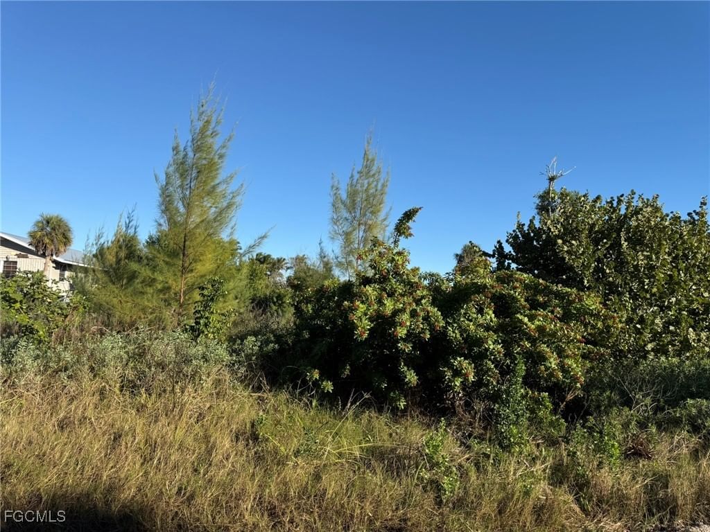151 Swallow Drive, Captiva, FL 33924 photo 2