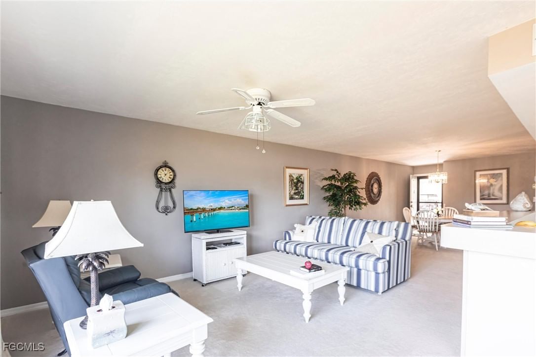 5665 Trailwinds Drive #615, Fort Myers, FL 33907 photo 4